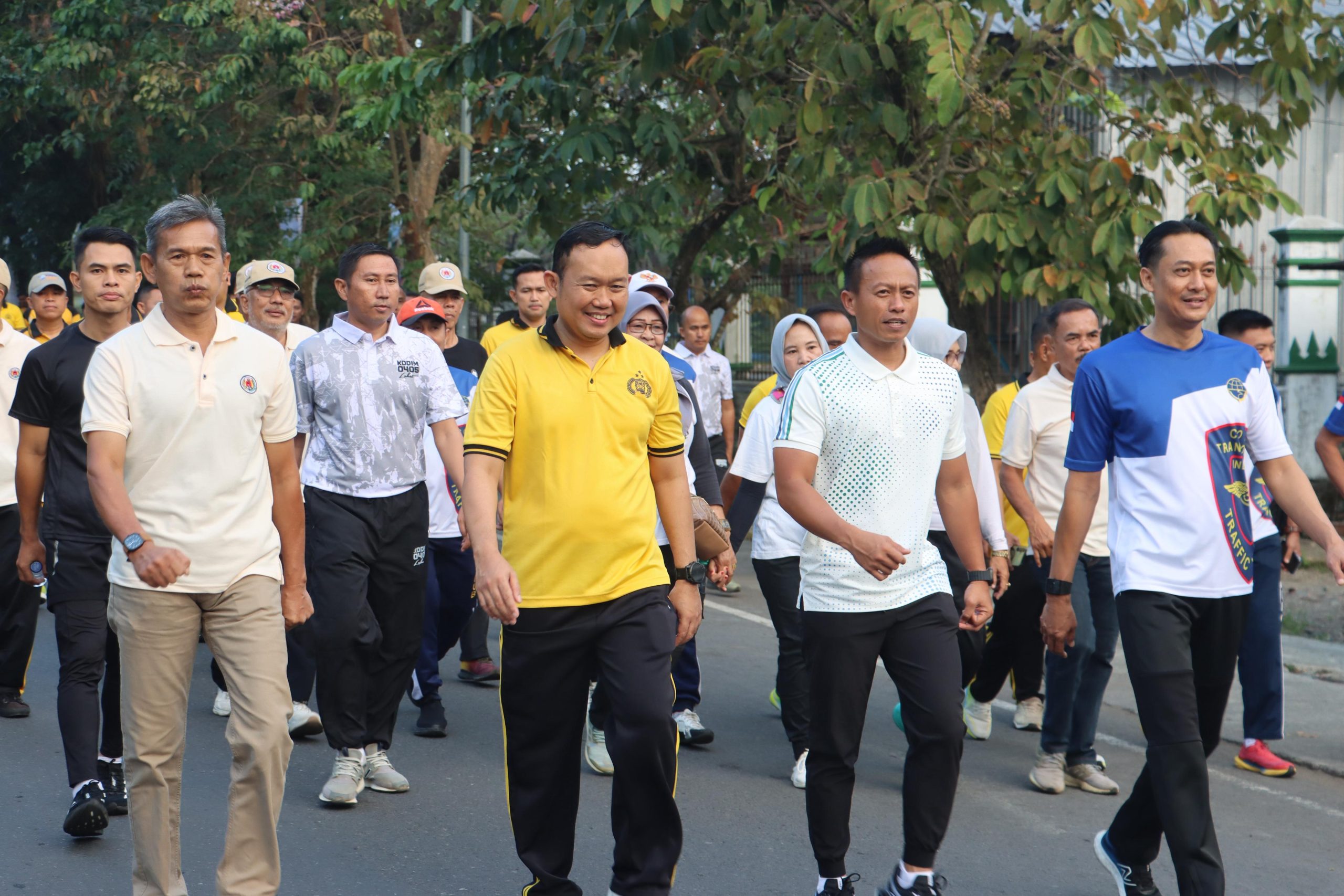 Polres Lahat Gelar Olahraga Bersama Peringati Hari Bhayangkara ke-80, Perkuat Sinergitas Lintas Instansi